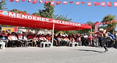 Menderes’te yörük şöleni