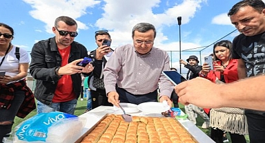Sezona baklavalı başlangıç