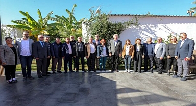 Narlıdere'de muhtarlarla ortak akıl toplantısı