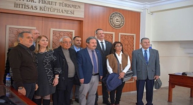 Ege’de “Uluslararası Türk Dünyası Sanat Eserleri ile Yazma ve Matbu Eserler Koleksiyonu” Sergisi açıldı 