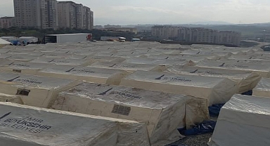 Hatay’da çadırlar hızla kuruldu