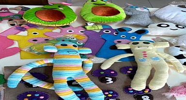 İzmir'den depremzede çocuklara el emeği oyuncaklar