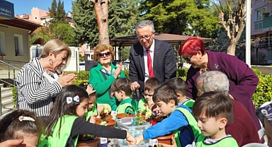 Ata Evi'nde fidanlar ile çınarlar buluştu
