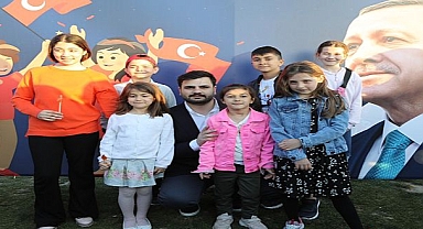 Karşıyaka’da, AK Parti Gençlik Kolları’ndan coşku dolu ’23 Nisan Şenliği’
