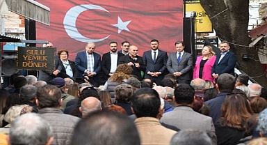 Yeni Foça'da Millet İttifakı Cumhurbaşkanı Seçim Ofisi Açıldı