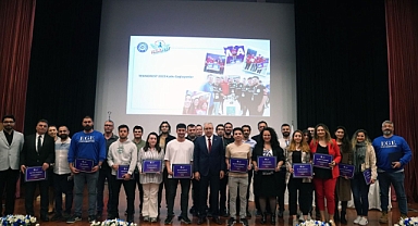 EÜ’de başarılı akademisyen ve öğrenciler ödüllendirildi