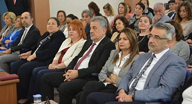 Prof. Dr. Yücel “Eczacılar, halka en yakın sağlık danışmanlarıdır”