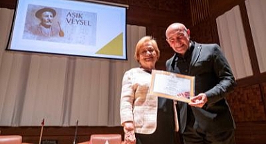 Vefatının 50. yılında Aşık Veysel dizelerle anıldı