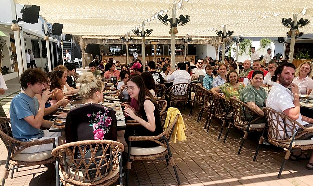 Dokuz Eylül Rotary değişim öğrencileri ile buluştu