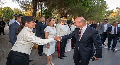 Başkan Soyer 30 Ağustos resepsiyonuna katıldı