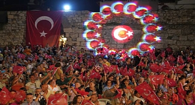Seferihisar'da Zafer Bayramı coşkusu