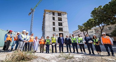 İzmir’in sağlık üssünün yapımı hızla ilerliyor