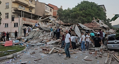 Balıkesir Sındırgı’da 6,1 Büyüklüğünde Deprem! Başkan Akın’dan Geçmiş Olsun Mesajı