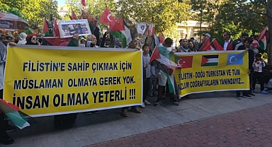 Seferihisar’da Gazze İçin Yürüyüş: Katliam Lanetlendi, Boykot Çağrısı Yapıldı