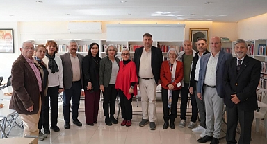 Başkan Yetişkin, ÇYDD Seferihisar Şubesi’ni Ziyaret Etti