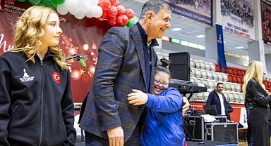 “Bize mutluluk gözyaşları döktürün”