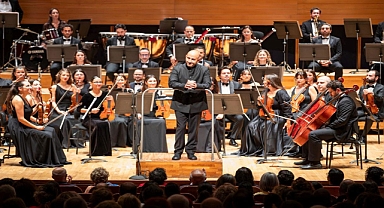 İzmir Oda Orkestrası, unutulmayacak konserlere imza atmaya devam ediyor