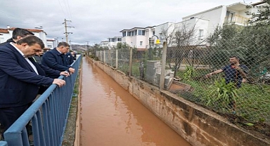 Başkan Tugay’dan Seferihisar’da yağıştan etkilenenlere yerinde destek