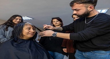 Hem saçlar hem kadınlar güçleniyor