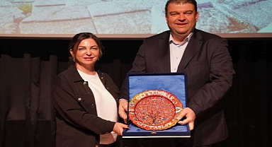 Seferihisar, Turizm Rehberlerine İon Rotası’nı Anlattı