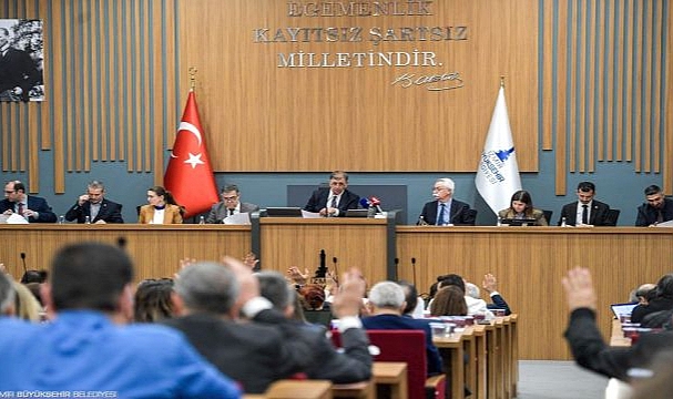 Başkan Tugay’dan onay bekleyen kredi yorumu