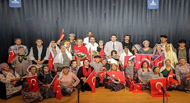 Seferihisar'da Dünya Tiyatro Günü coşkusu