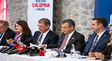 İzmir’de CHP ve Roman yurttaşlar aynı masada