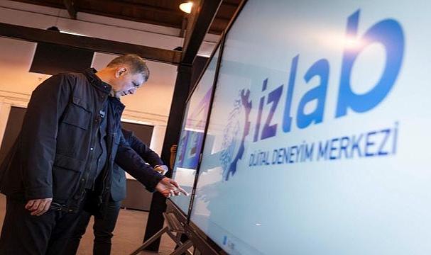 İzmir dijitalde vites yükseltti