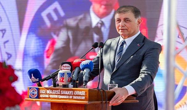 Başkan Tugay’dan sanayiciye destek mesajı