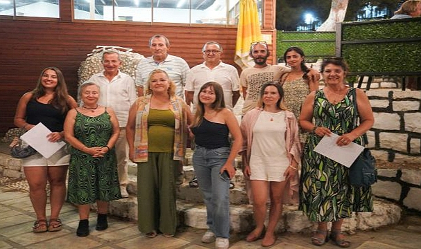Sınırlar kelimelere dönüştü, hikâyeler ortak hafızaya dönüşüyor